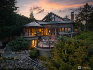 1121 Irene Pl NE, Bainbridge Island, WA 98110 | MLS #2511