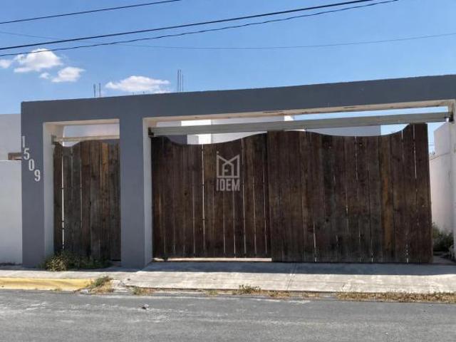 1121 QUINTA EN VENTA – PORTAL DEL NORTE
