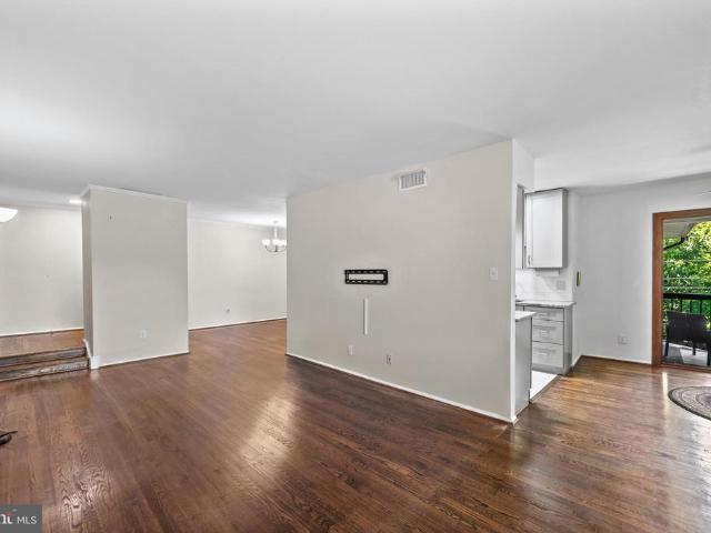 11220 Cherry Hill Road # 304