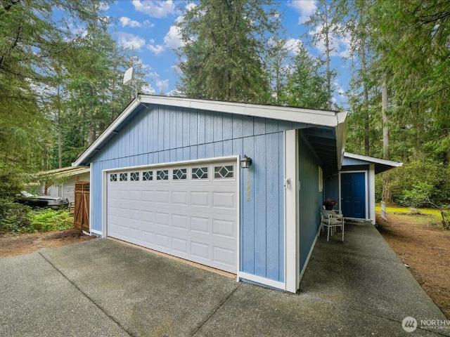 11222 Country Club Place