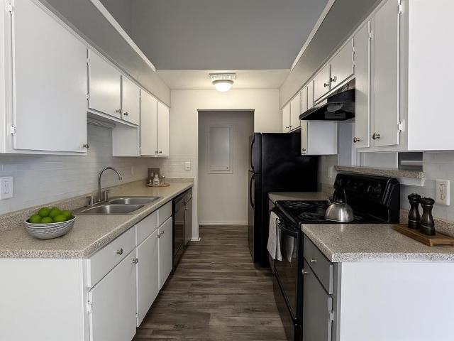 1122 Millview Drive # 301