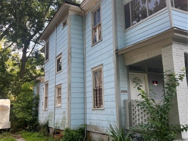 1122 E 33rd Street