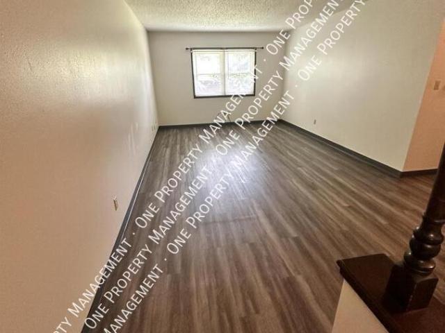 1122 Hancock, 2 beds, 1 full bath