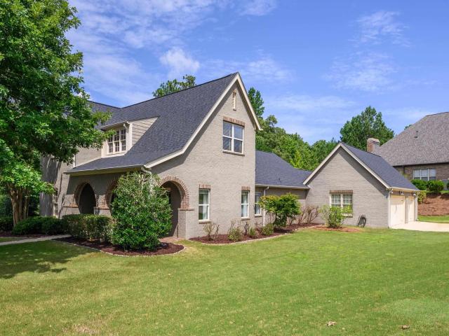 1122 Regent Park Drive