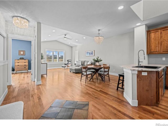 1122 Village Circle