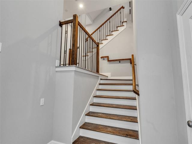 1122 W 16th Street C