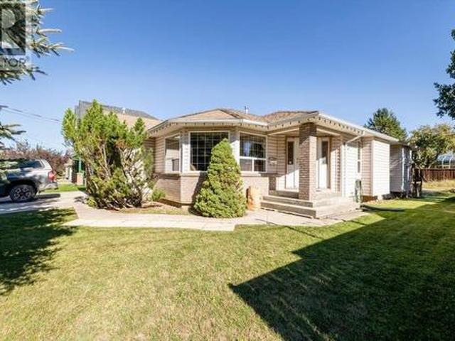1122 11Th Avenue, Fernie, BC, V0B 1M1 house for sale | Listing ID 10401 | Royal LePage