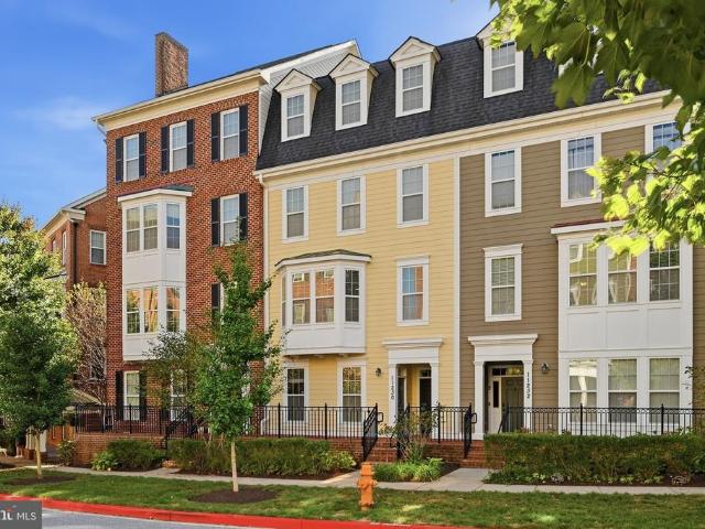 11230 1 Chase Street # 129