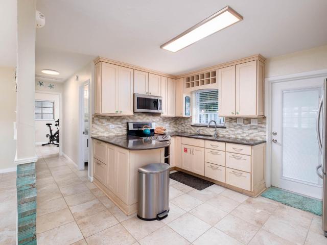 11231 2nd Ave Ocean, Marathon, FL 33050 | MLS #618736
