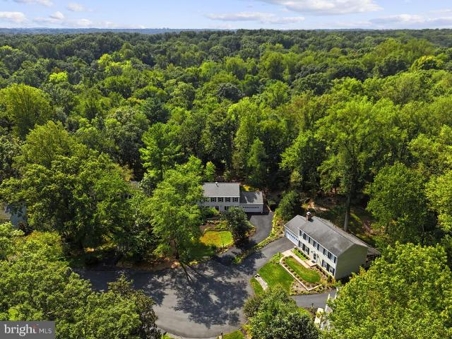 11231 Hunting Horn Lane