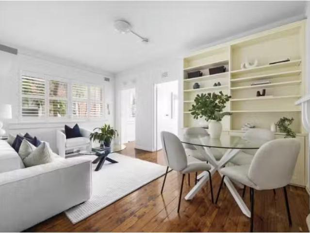 1/123 Old South Head Road, Bondi Junction Apartment for rent.