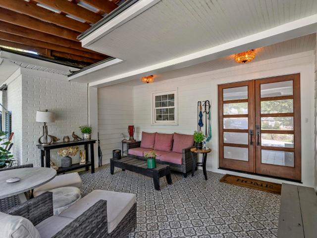 1123 Garland Road
