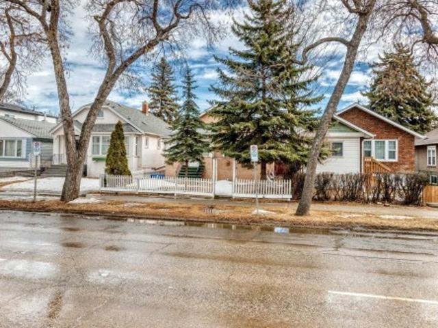 1123 Street, Edmonton, AB, T5G 1X2 house for sale | Listing ID E4498 | Royal LePage