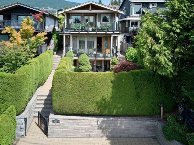 1123 1123 Keith Road, West Vancouver