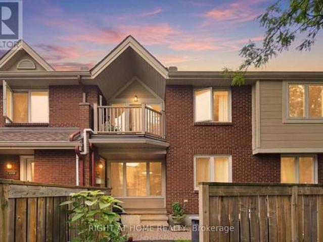 112 1 Marsala Crescent, Ottawa, ON, K4A 2G6 townhouse for lease | Listing ID X13689 | Royal LePage