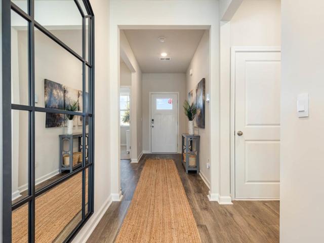 112 Cottage Red Ct
