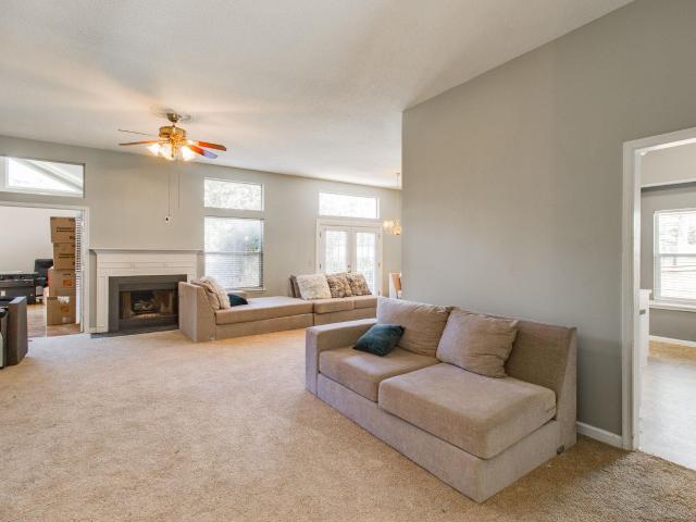 112 Chippenham Circle