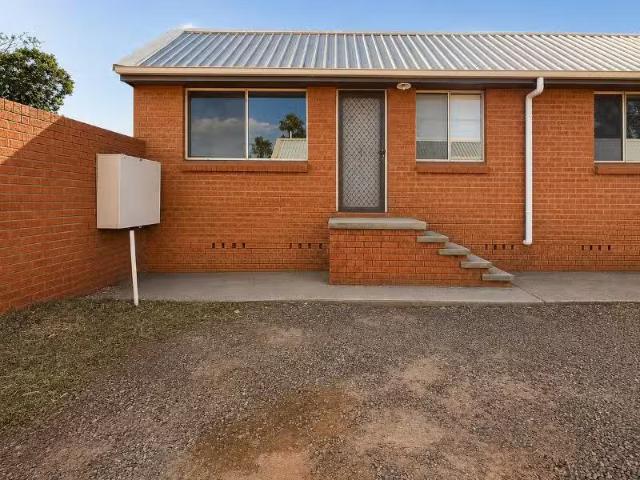 1/12 Clarke Street, Narrabri Apartment for rent Listed by Res.