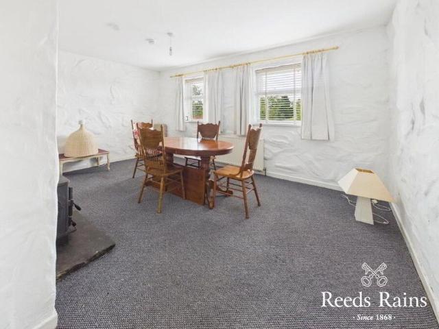 112 Crawfordsburn Road, Newtownards, BT23 4UJ