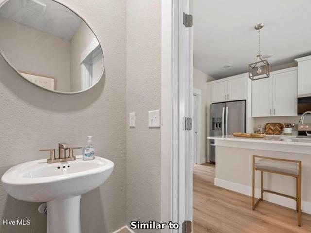 112 A Jarvis Landing Dr, Jarvisburg, NC 27947