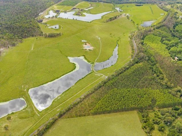 112 Acres of Prime Grazing Country with Exceptional Water