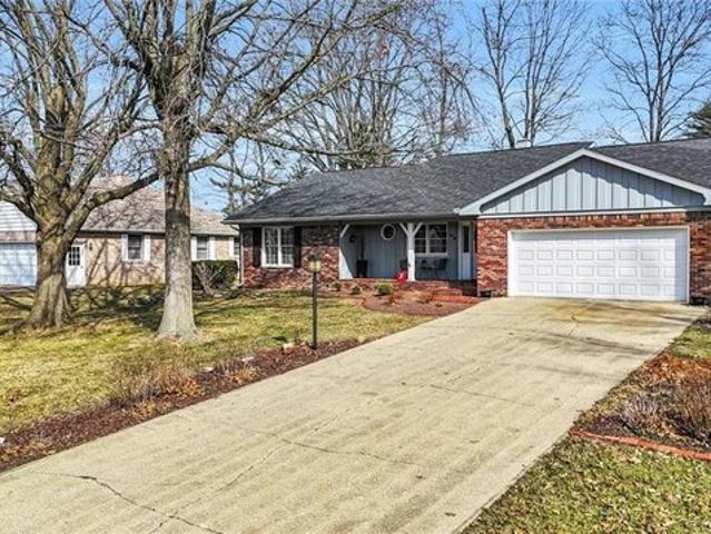 112 Allenwood Dr, Paris, IL 61944