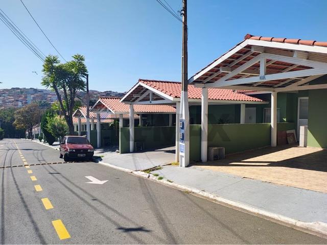 112 Área Útil Casa de Condomínio Alugar, 3 Dormitórios localizado em Rua Seraphim Banietti, 216, Bairro do Caguassu, Sorocaba, São Paulo, 18072856 | Brasil