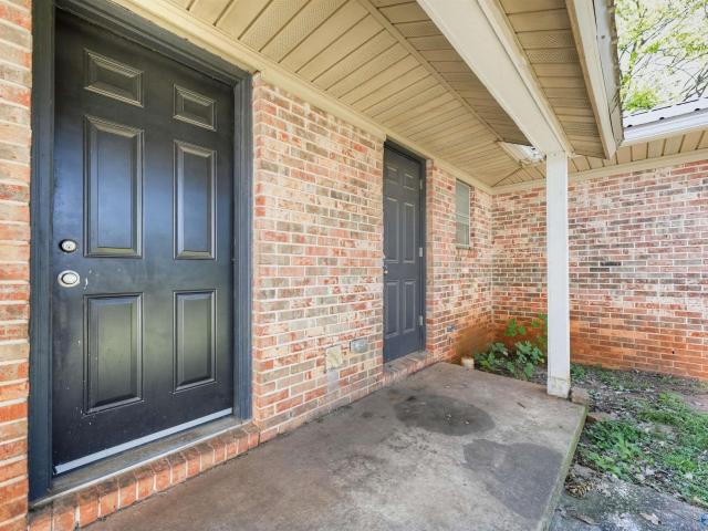 112 Ash Court NE