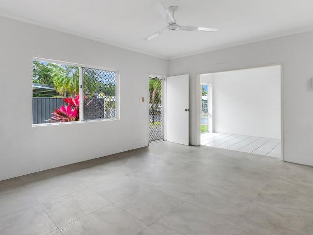 1/12 Atlantic CloseWhite Rock QLD 4868, Australia