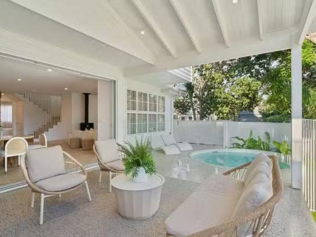 1/12 Avanti Street, Mermaid Waters, QLD 4218 House for Rent