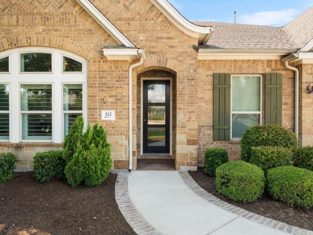 112 Barefoot Park Ln
