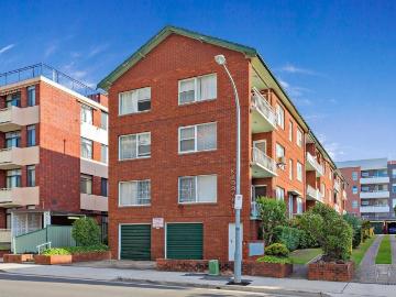 11/2 Belmore Street, BURWOOD NSW 2134