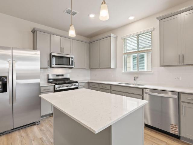 112 Blackfoot Daisy Path