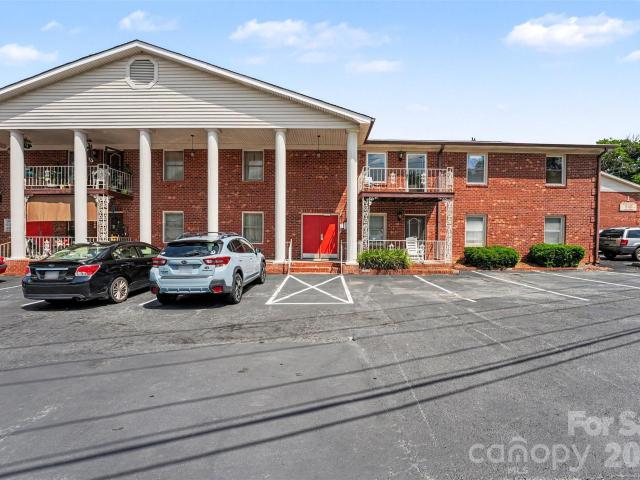 112 Briarcliff Drive
