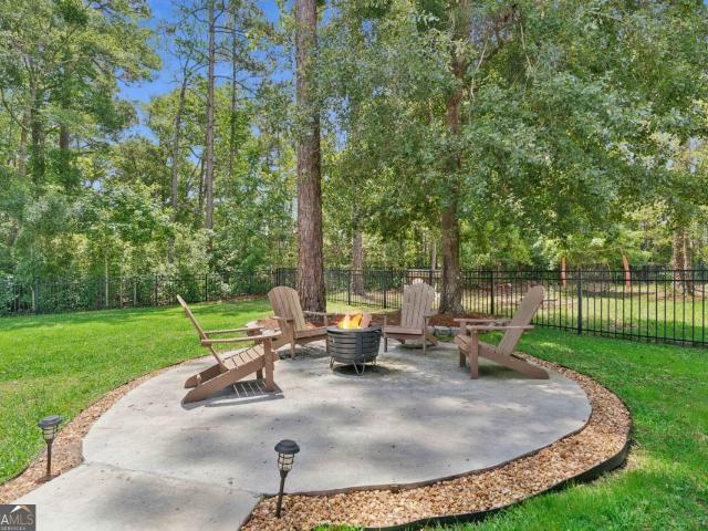 112 Brooklet Circle