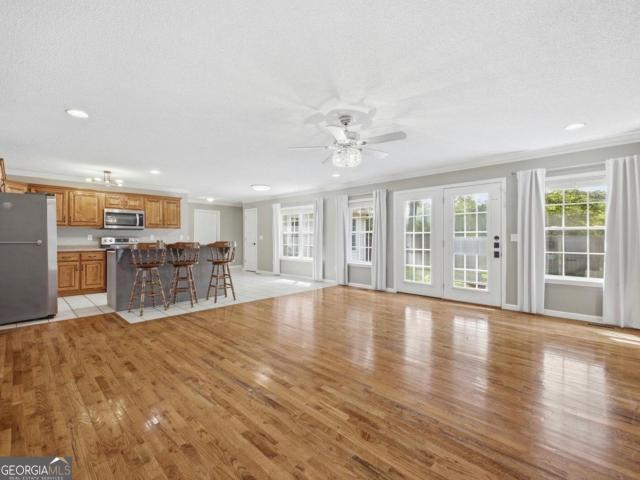 112 Golden Crest Drive