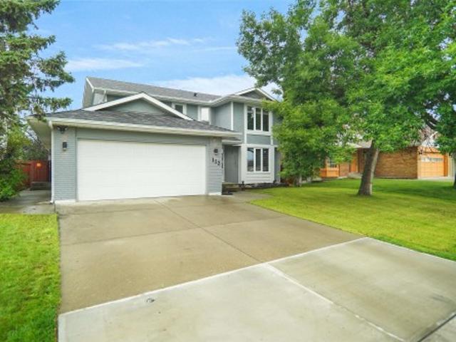 112 Gariepy Crescent Nw, Edmonton, AB, T6M 1A1 house for sale | Listing ID E4501 | Royal LePage