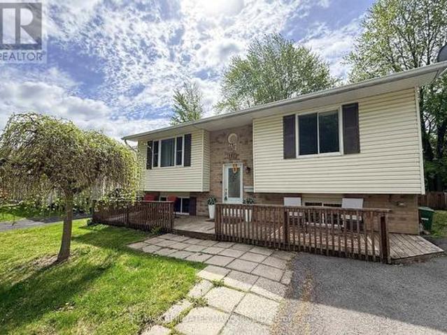 112 Glen Oaks Court, Cornwall, ON, K6H 7E6 house for sale | Listing ID X13067 | Royal LePage