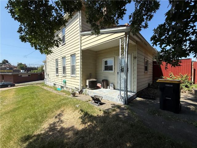 112 Greydon Ave