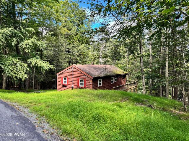112 Deerfoot Road