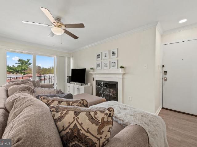 112 Duvall Lane # 302