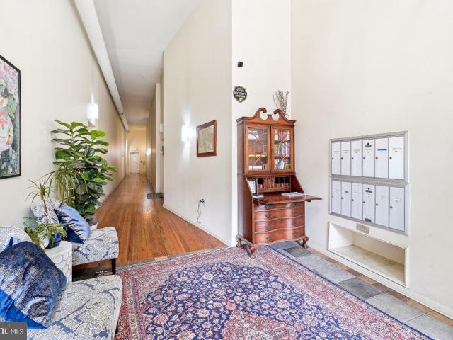112 E West Street # 202