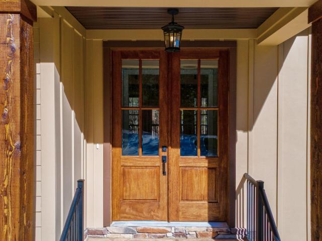112 Elliott Circle