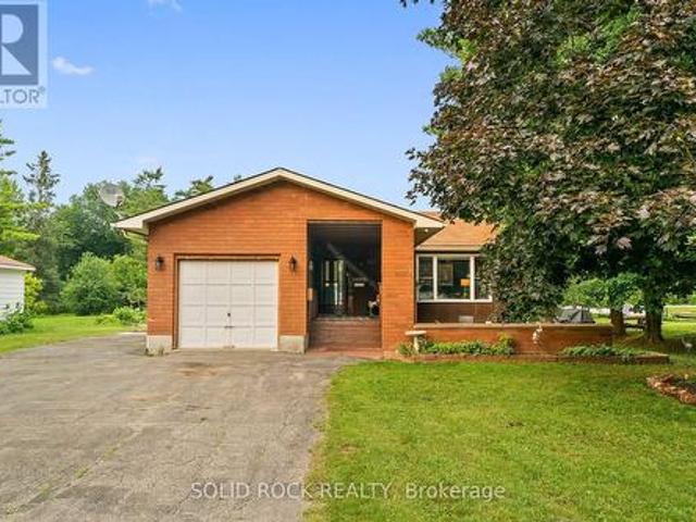 112 Kedey Street, Ottawa, ON, K0A 1X0 house for sale | Listing ID X13570 | Royal LePage