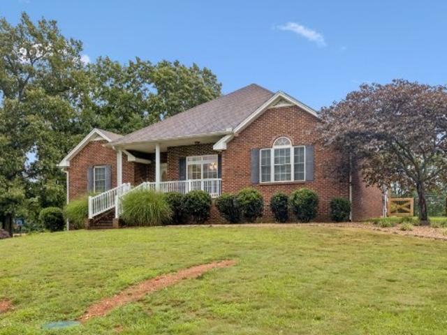112 Kelly Ln