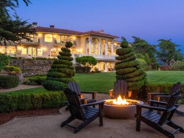 112 Holiday Drive