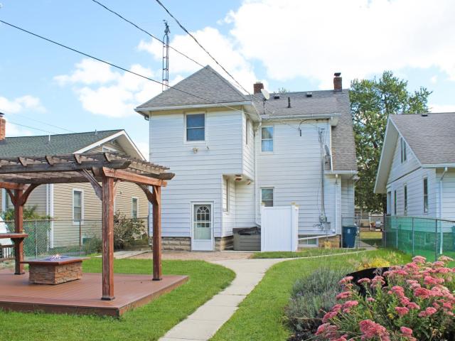 112 Hayes Avenue