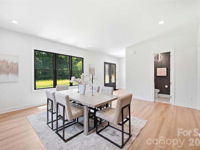 112 Jim Parker Road