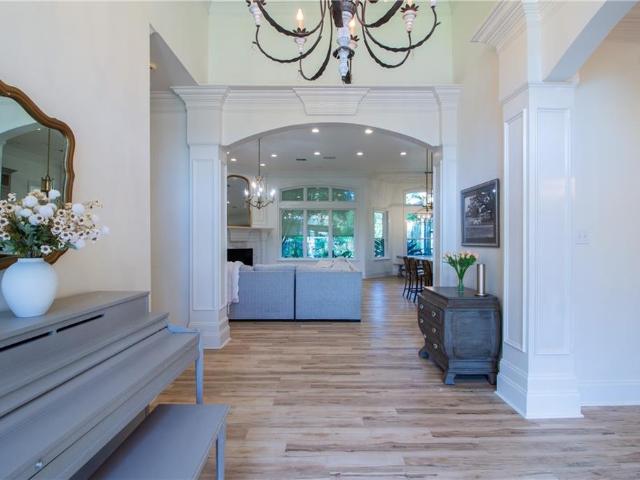 112 oak manor lane