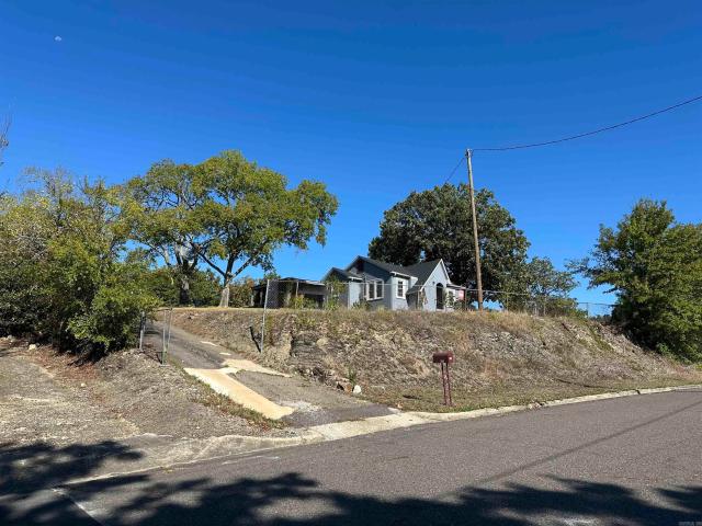 112 Oklahoma St Street